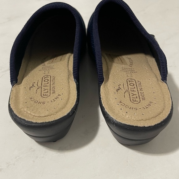 Fly Flot Navy Blue Mesh Slip On Clogs Size 40 Comfort Travel Neutral Casual - Picture 4 of 6